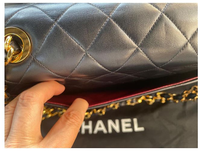 2.55 Chanel Borsa classica Maxi Jumbo in agnello trapuntato nero - vista 4