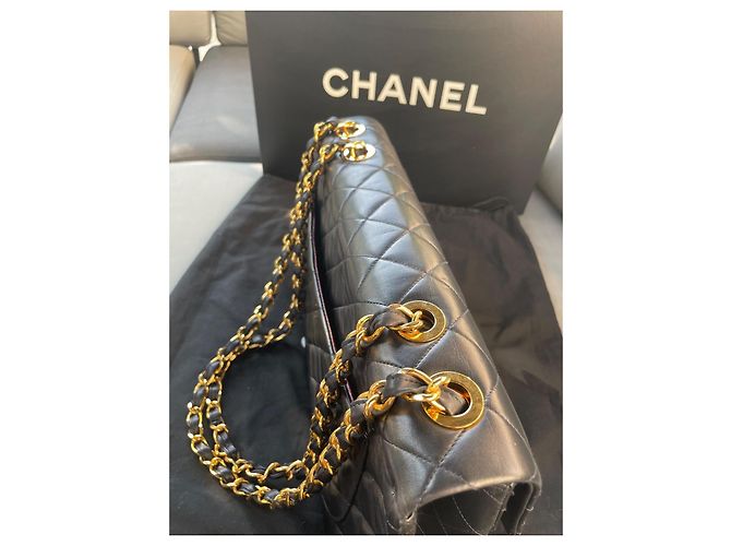 2.55 Chanel Borsa classica Maxi Jumbo in agnello trapuntato nero - vista 5