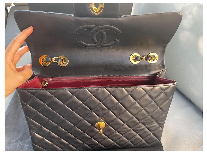 2.55 Chanel Borsa classica Maxi Jumbo in agnello trapuntato nero - vista 6