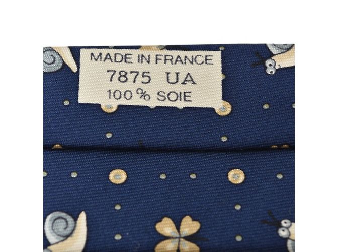 Cravatta Hermès in seta blu con motivo lumaca e trifoglio - vista 8