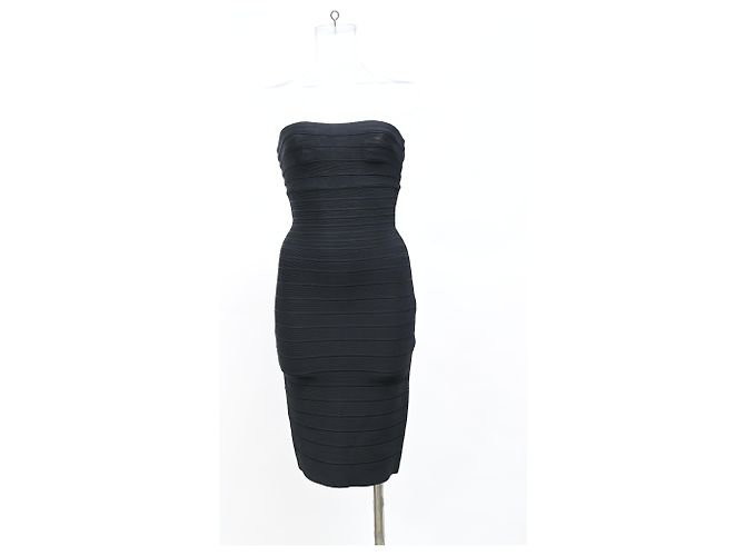 Vestido mini lápis sem alças com faixas Herve Leger em rayon preto - vista 5