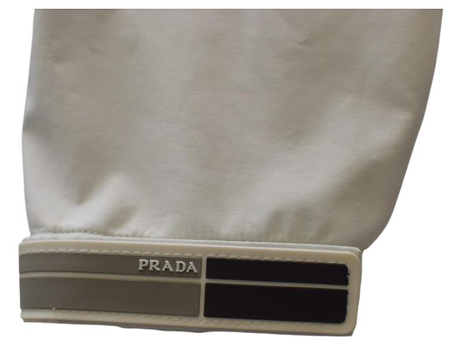 Giacca trench stampata PRADA grigio chiaro, impermeabile e antivento con cappuccio taglia 44 - vista 11