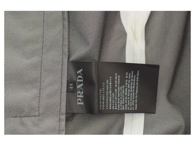 Giacca trench stampata PRADA grigio chiaro, impermeabile e antivento con cappuccio taglia 44 - vista 4