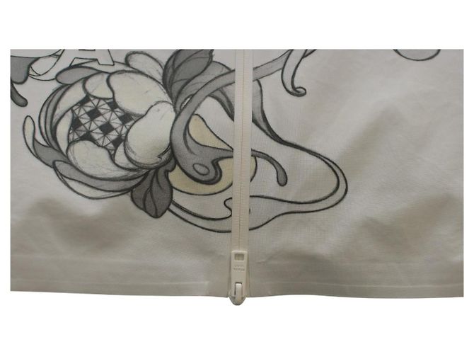 Giacca trench stampata PRADA grigio chiaro, impermeabile e antivento con cappuccio taglia 44 - vista 7
