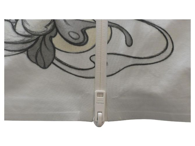 Giacca trench stampata PRADA grigio chiaro, impermeabile e antivento con cappuccio taglia 44 - vista 8