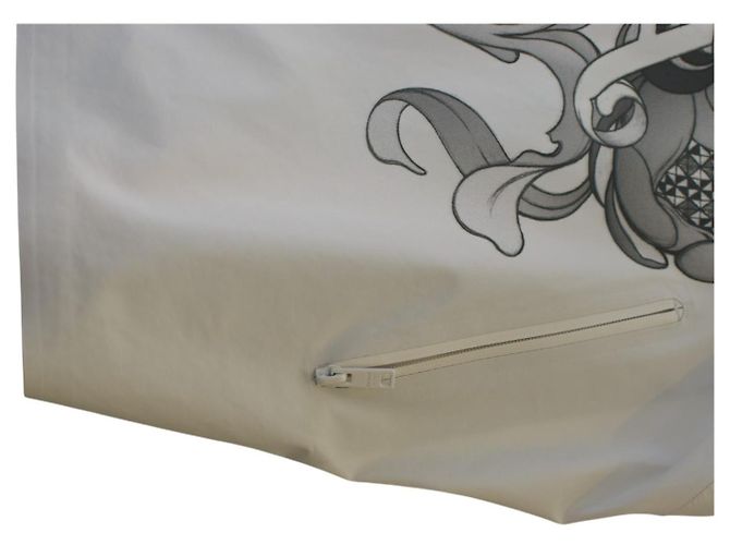 Giacca trench stampata PRADA grigio chiaro, impermeabile e antivento con cappuccio taglia 44 - vista 9