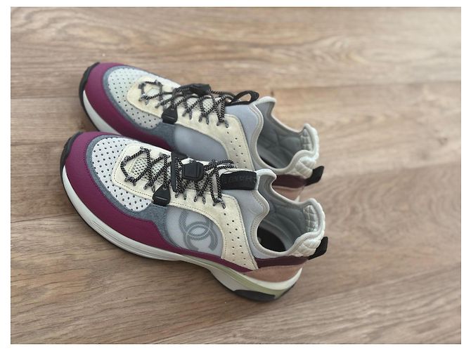 Cambon Sneakers Chanel in pelle rosa multicolore - vista 4