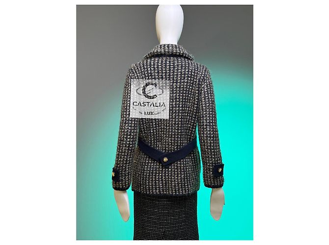 Chanel 10K$ Sequin Cashmere Jacket with CC Eagle Buttons 38 FR Multiple colors - view 13