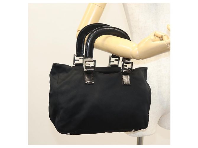 FENDI Handtasche aus schwarzem Nylon mit Silber authentisch 122023 - Ansicht 22