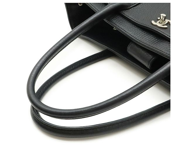 Borsa in pelle della linea Executive di Chanel Nero - vista 4