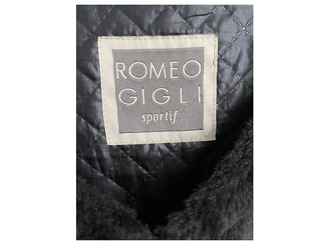 Schwarze Ecocastoro-Jacke von Romeo Gigli, Größe M. - Ansicht 5