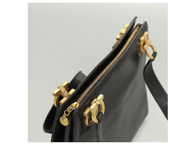 Sac à épaule Gancini en cuir noir et or Auth 124607 de Salvatore Ferragamo Doré - vue 6