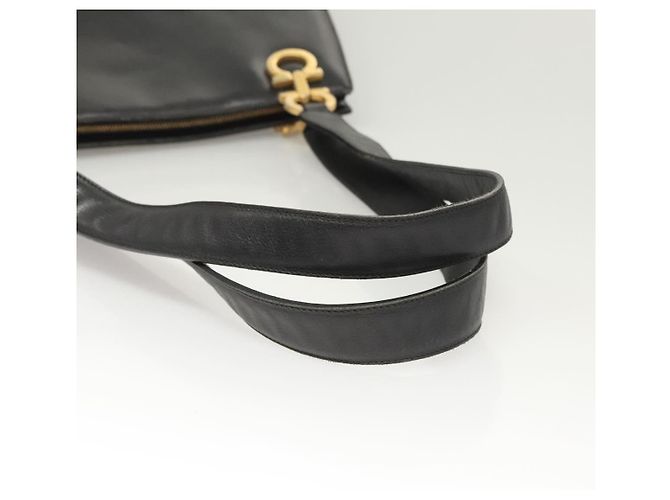 Sac à épaule Gancini en cuir noir et or Auth 124607 de Salvatore Ferragamo Doré - vue 7