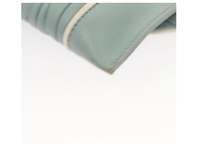 Miu Miu Matelassé Schultertasche aus Leder, hellblau, Silber authentisch 124604 - Ansicht 17