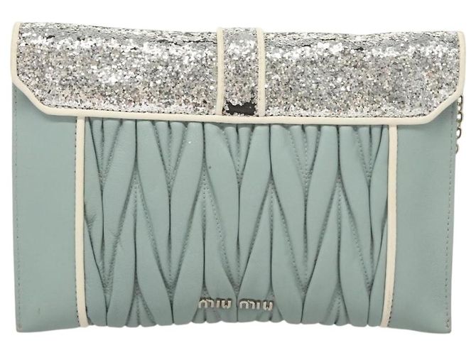 Miu Miu Matelassé Schultertasche aus Leder, hellblau, Silber authentisch 124604 - Ansicht 2
