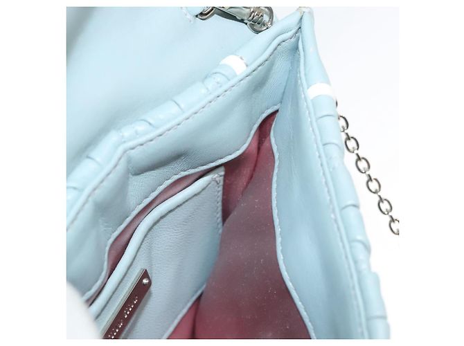 Miu Miu Matelassé Schultertasche aus Leder, hellblau, Silber authentisch 124604 - Ansicht 21