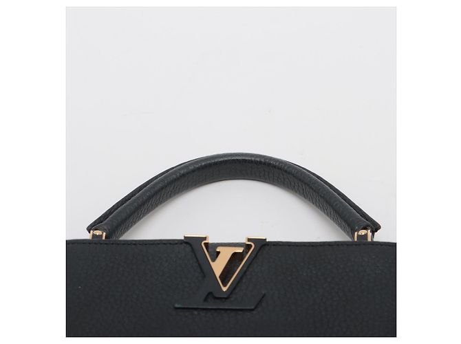 Louis Vuitton Borsa Capucines PM in pelle Taurillon nera a 2 modi Nero - vista 8