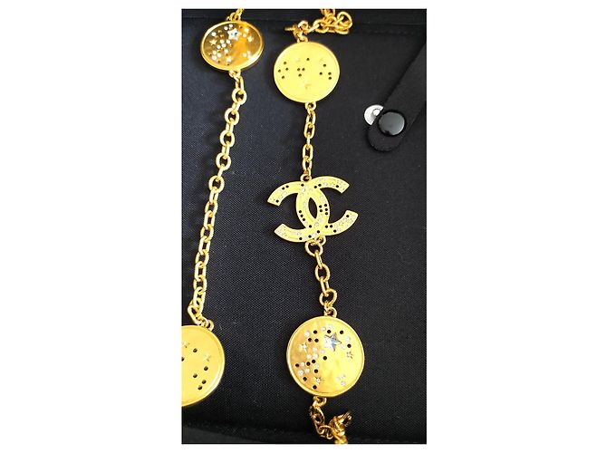 Collana Sautoir Chanel CC Oro Metallo D'oro - vista 3