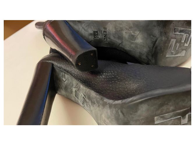 Fendi Lederstiefel schwarz - Ansicht 5