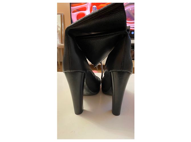 Fendi Lederstiefel schwarz - Ansicht 6