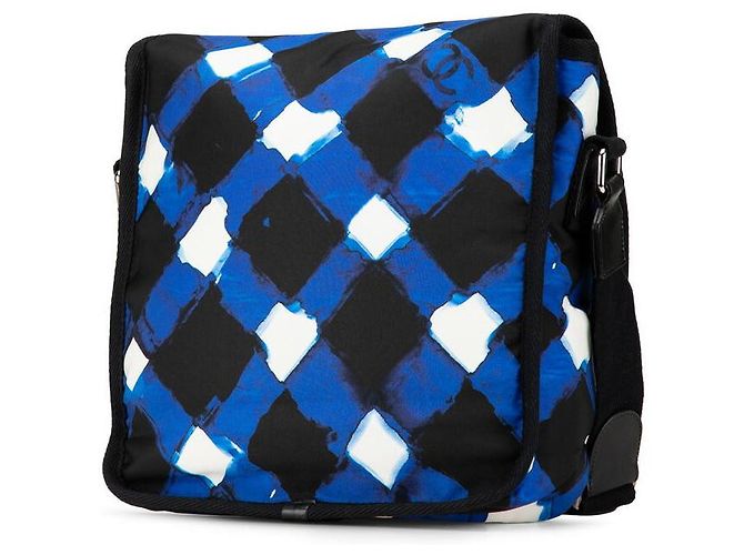 Borsa a tracolla in nylon Airline di Chanel Blu - vista 2