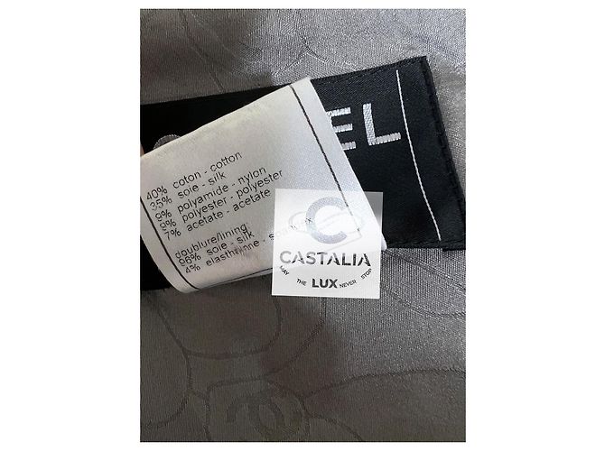 Chanel Tweedjacke Paris / New York mit Kamelien 38 FR Mehrfarben - Ansicht 18