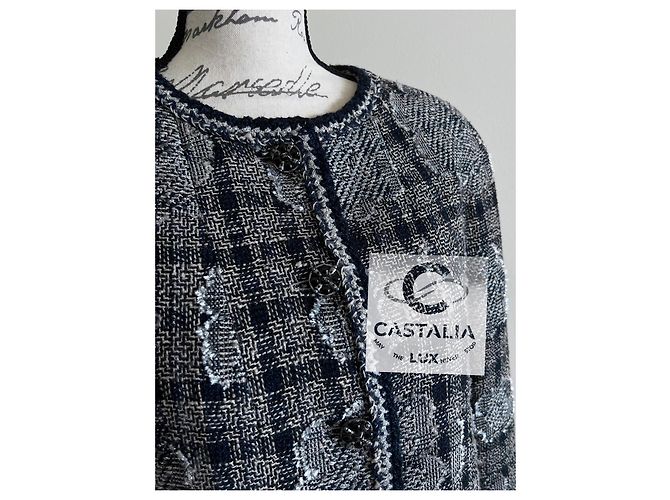 Chanel Tweedjacke Paris / New York mit Kamelien 38 FR Mehrfarben - Ansicht 5