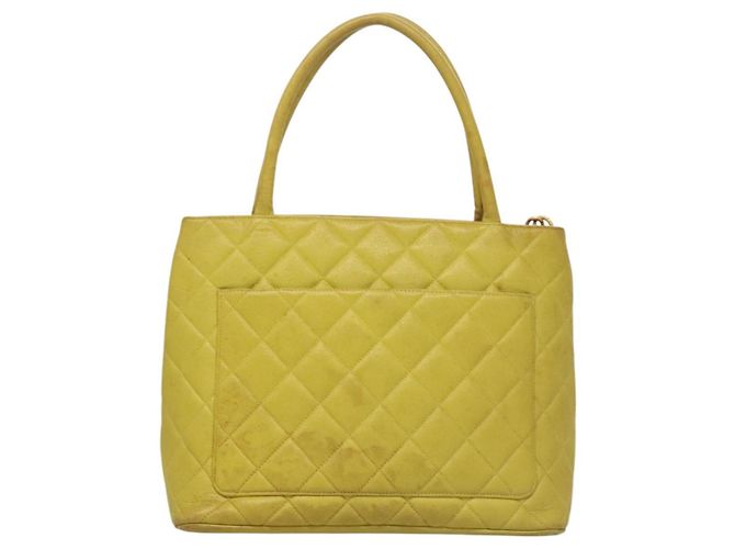 Medaillon Medallón Chanel Amarillo - vista 2