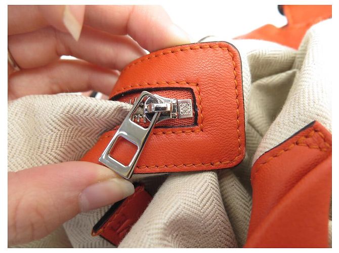 BORSA A MANO LOEWE FLAMENCO CON TRACOLLA IN PELLE ARANCIONE - vista 15
