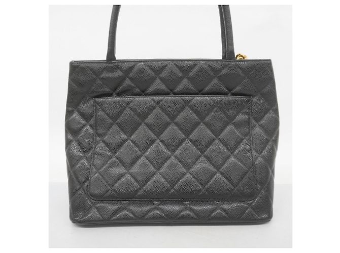 Medaillon Medaglione Chanel Nero - vista 2