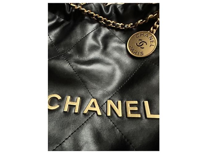 Borsa Chanel 22 mini nera in pelle Nero - vista 3