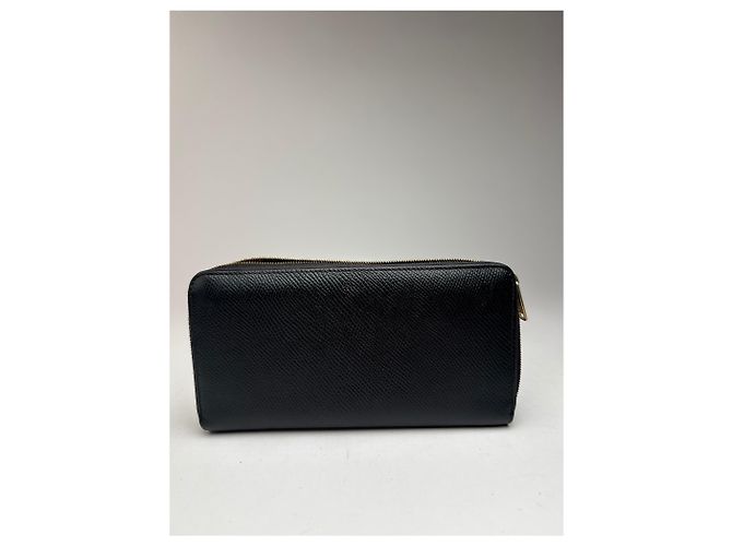 Portafoglio in pelle verniciata Miu Miu vintage nero con borchie e difetto nella zip - vista 10