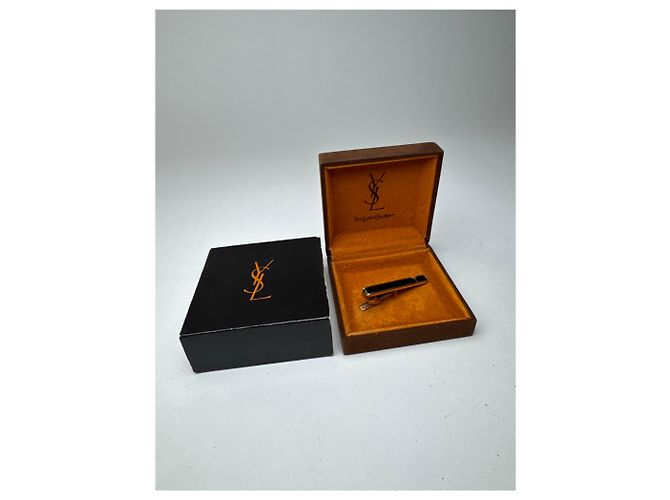 Fermacravatta vintage Yves Saint Laurent nero e argento - vista 6
