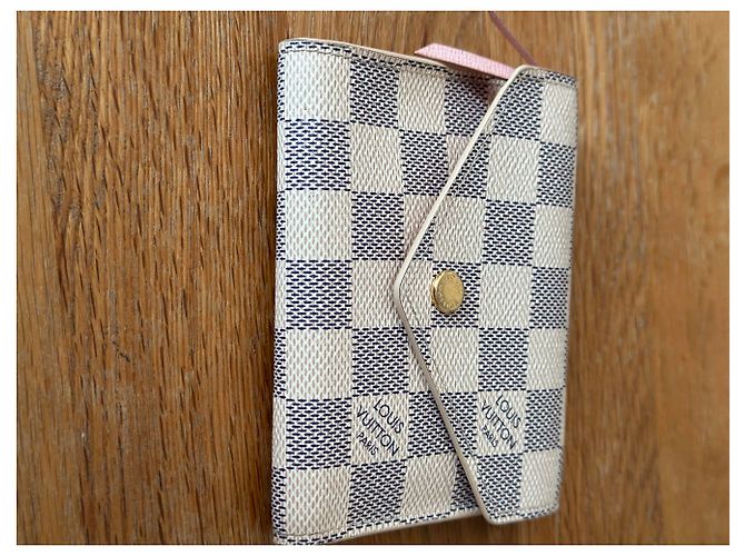 Louis Vuitton Cartera Victorine Vallet en lona Damier Azur Rosa Beige Gris - vista 8