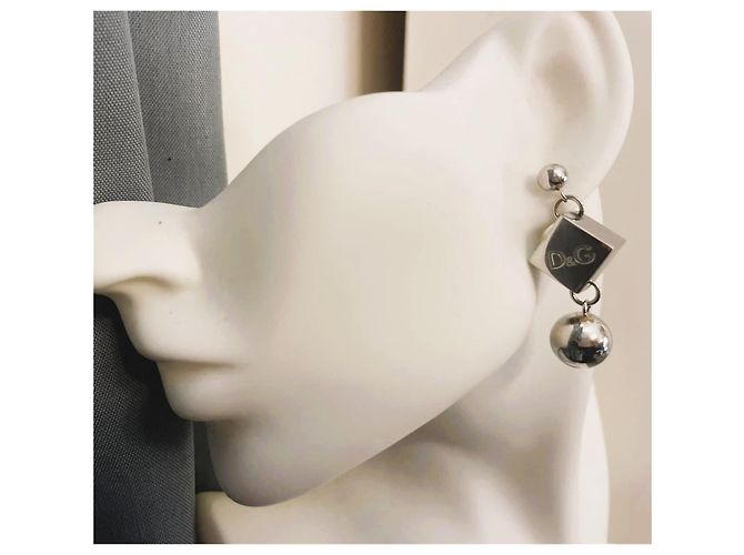Deliziosi iconici orecchini DOLCE & GABBANA con dadi e sfere Argento - vista 11