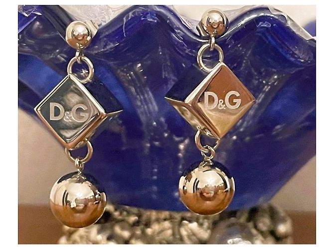Deliziosi iconici orecchini DOLCE & GABBANA con dadi e sfere Argento - vista 2