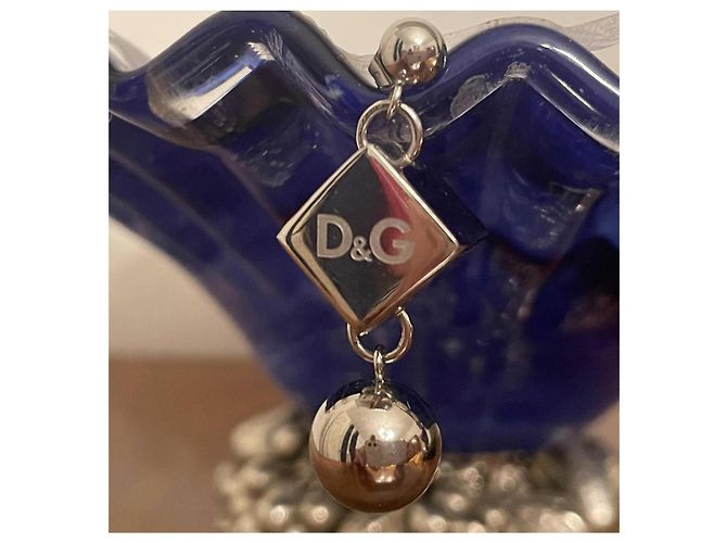 Deliziosi iconici orecchini DOLCE & GABBANA con dadi e sfere Argento - vista 3