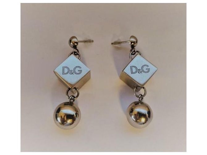 Deliziosi iconici orecchini DOLCE & GABBANA con dadi e sfere Argento - vista 4