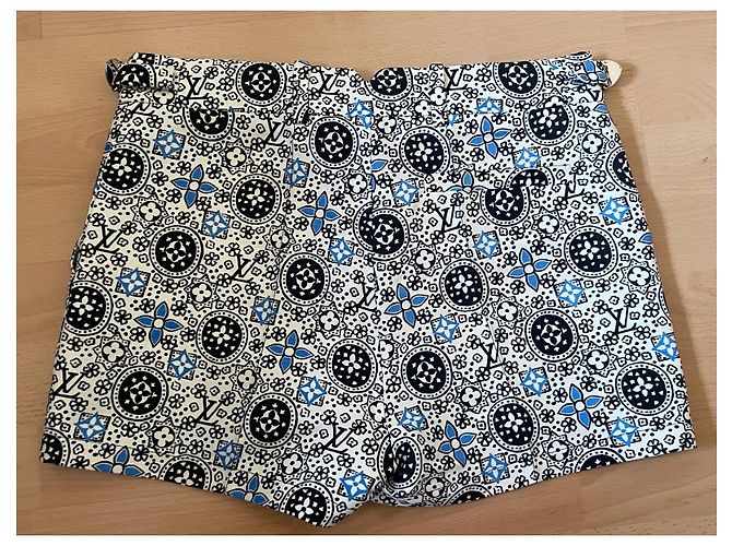 Louis Vuitton Mini Shorts in Lana e Seta Blu Navy e Blu Chiaro - vista 9