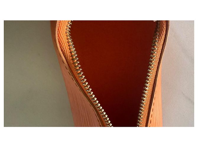 Louis Vuitton Papillon Borsa in pelle arancione - vista 11