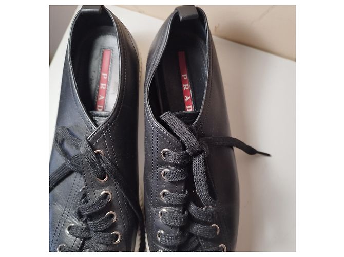 Prada Sneaker aus schwarzem Leder Größe 38 - Ansicht 3