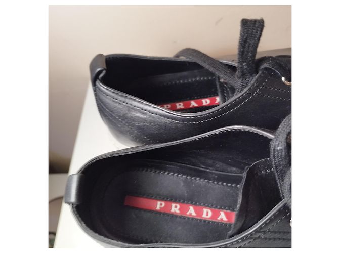Prada Sneaker aus schwarzem Leder Größe 38 - Ansicht 6