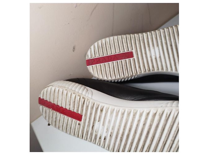 Prada Sneaker aus schwarzem Leder Größe 38 - Ansicht 8