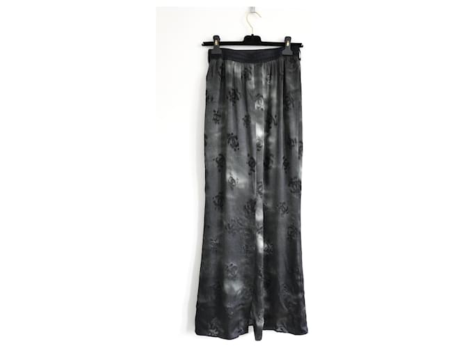 Falda larga Devore gris con logo CC de Chanel Pre Fall 2022 - vista 4