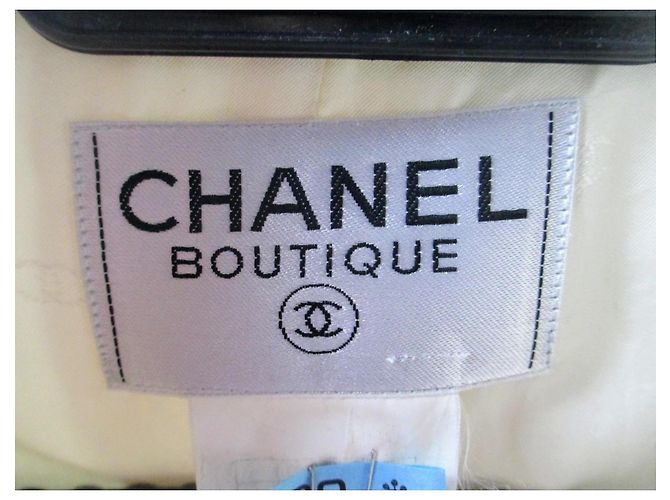 Giacca Lunga Bianca Chanel con Bottoni Dorati Bianco - vista 6