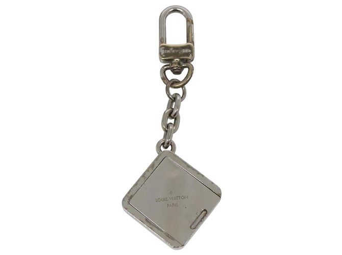 LOUIS VUITTON Portachiavi 1904 Charm in metallo Argento M65988 LV Auth 122935 - vista 3