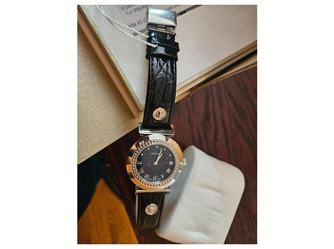 Neue Versace-Uhr für Frauen. Schwarz - Ansicht 7