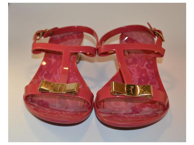 Sandali Salvatore Ferragamo in gomma rosa - vista 2