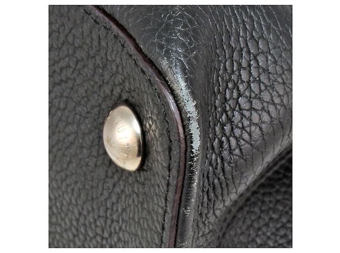 Borsa Louis Vuitton Capucines MM Nero - vista 5