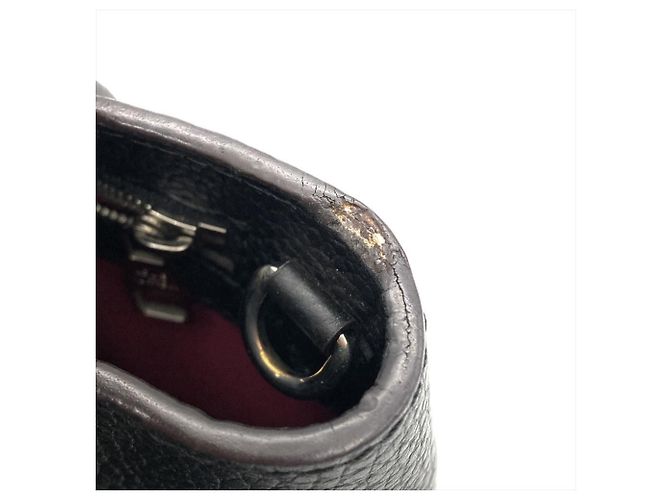 Borsa Louis Vuitton Capucines MM Nero - vista 6